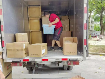 北京搬家 一場現代都市人的遷徙與成長